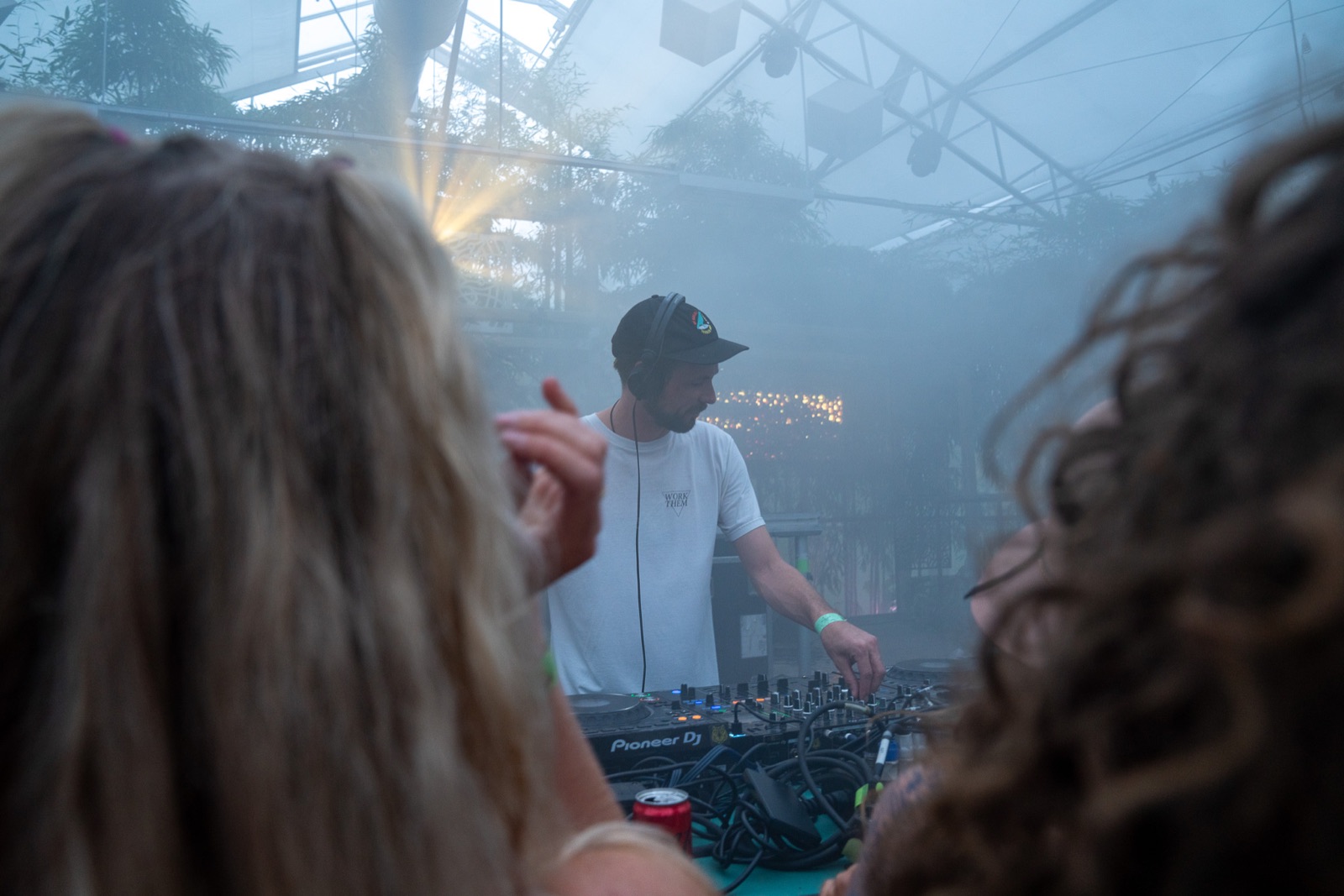 Space Kadett playing to a crowd at Wildeburg 2024